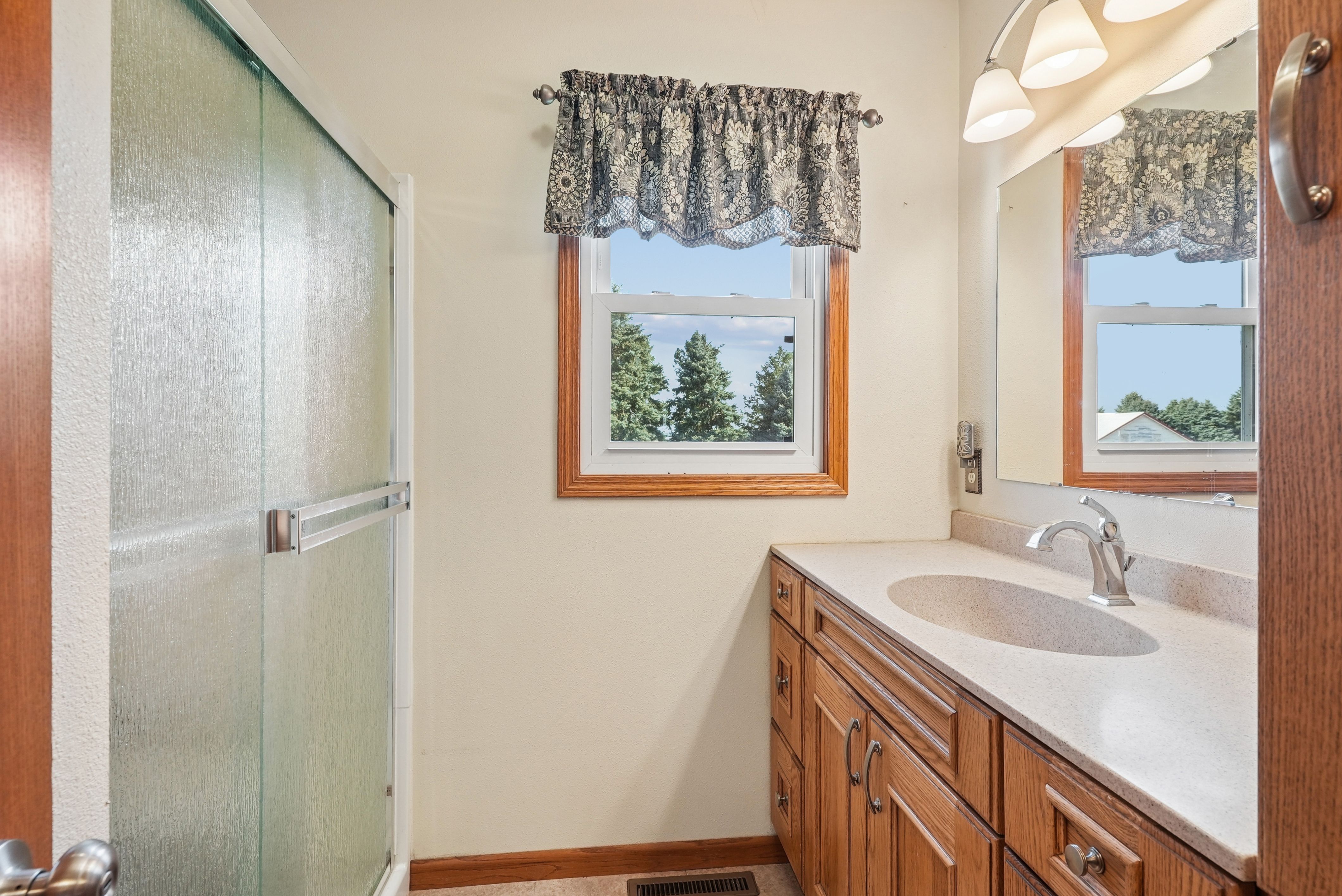 Listing Photo: 20-186 28481_Grand_Ave